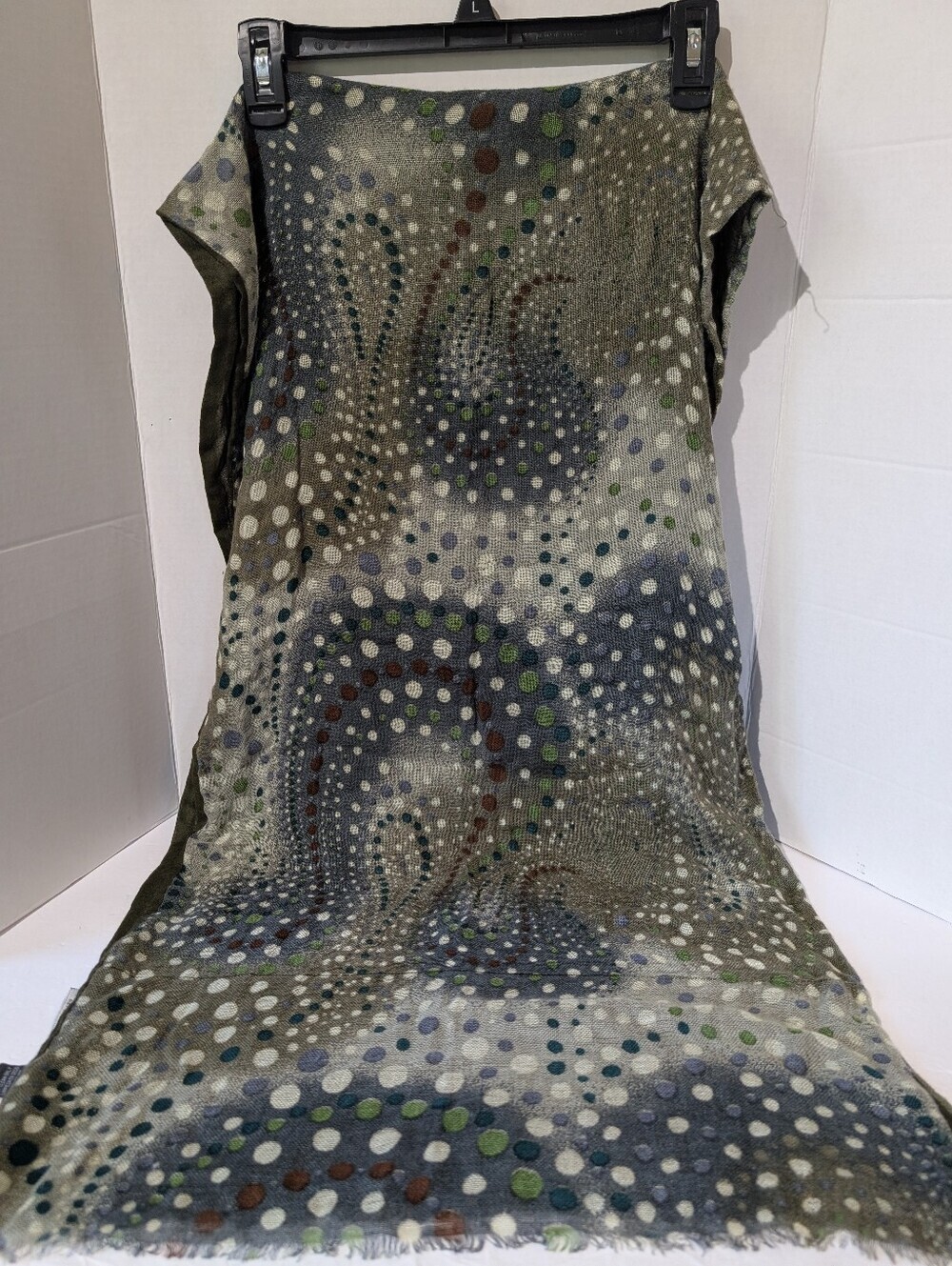 Vivante By VSA Spain Scarf 100% Viscose Abstract Polka Dot Gray Green 68x 18